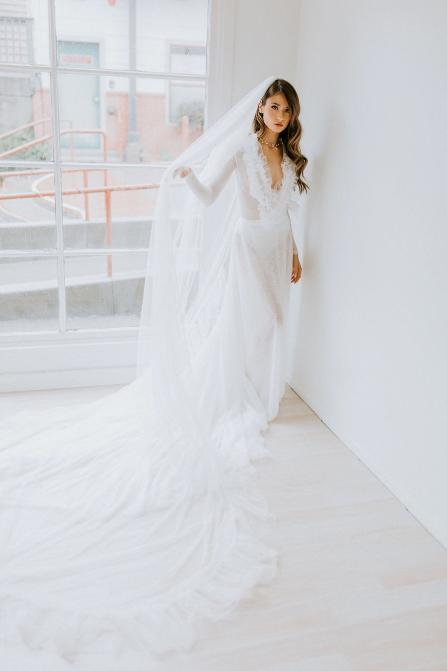 Fiona Veil Two Tier with Pearls - Sample Sale