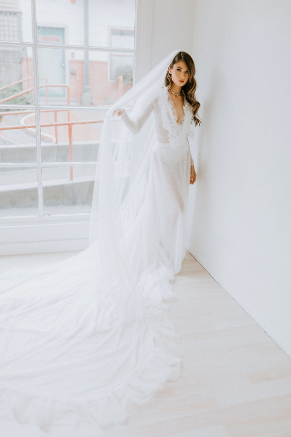 Fiona Veil Two Tier with Pearls - Sample Sale