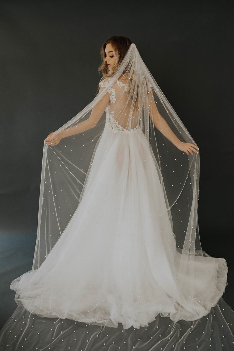 Short Pearl Veil : Made With Love, Unique Bridal