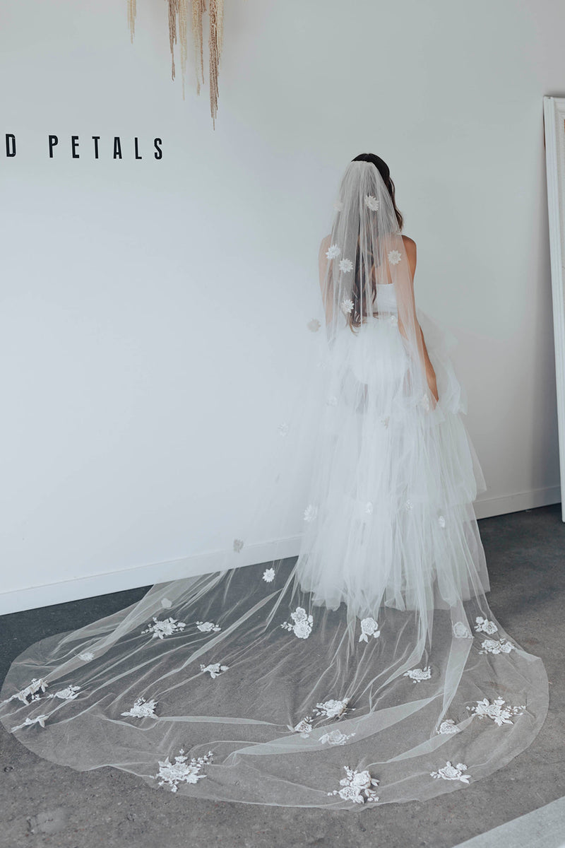 Lakehouse Veil