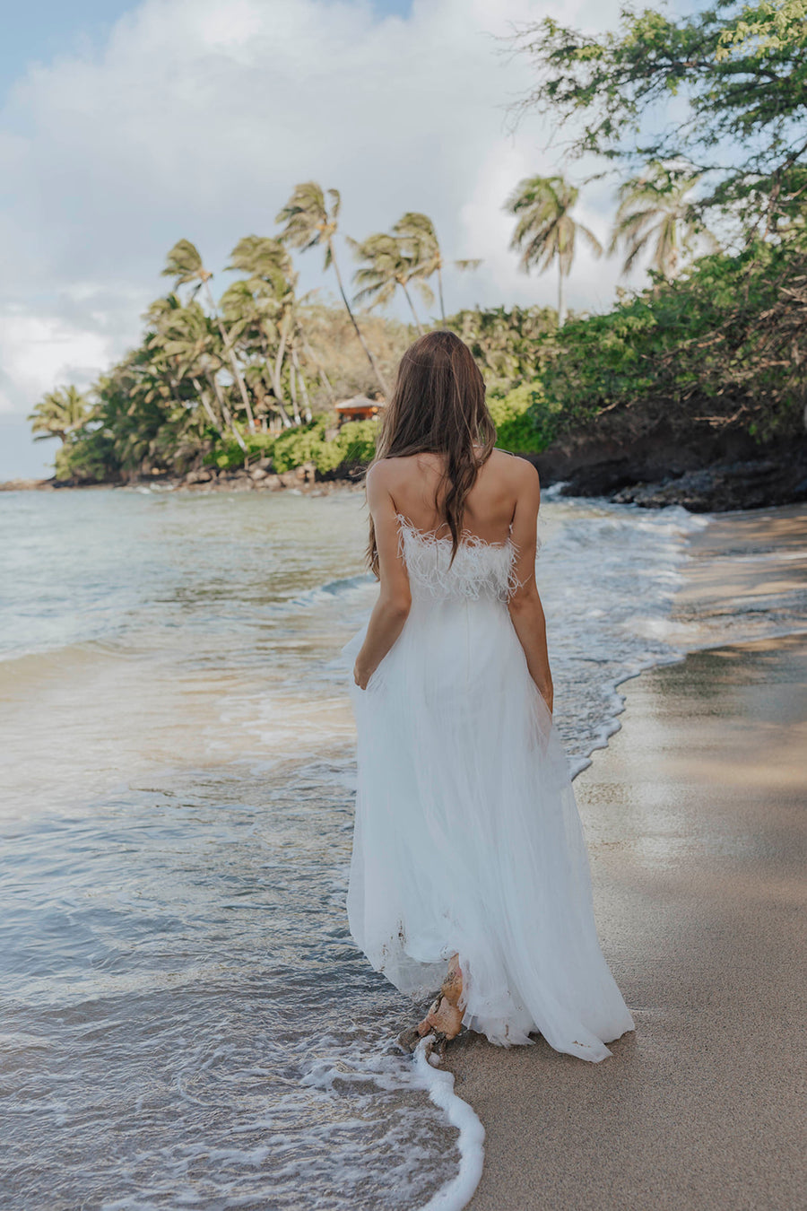 maui beach wedding dresses Maui Beach Weddings: What You Need to Know