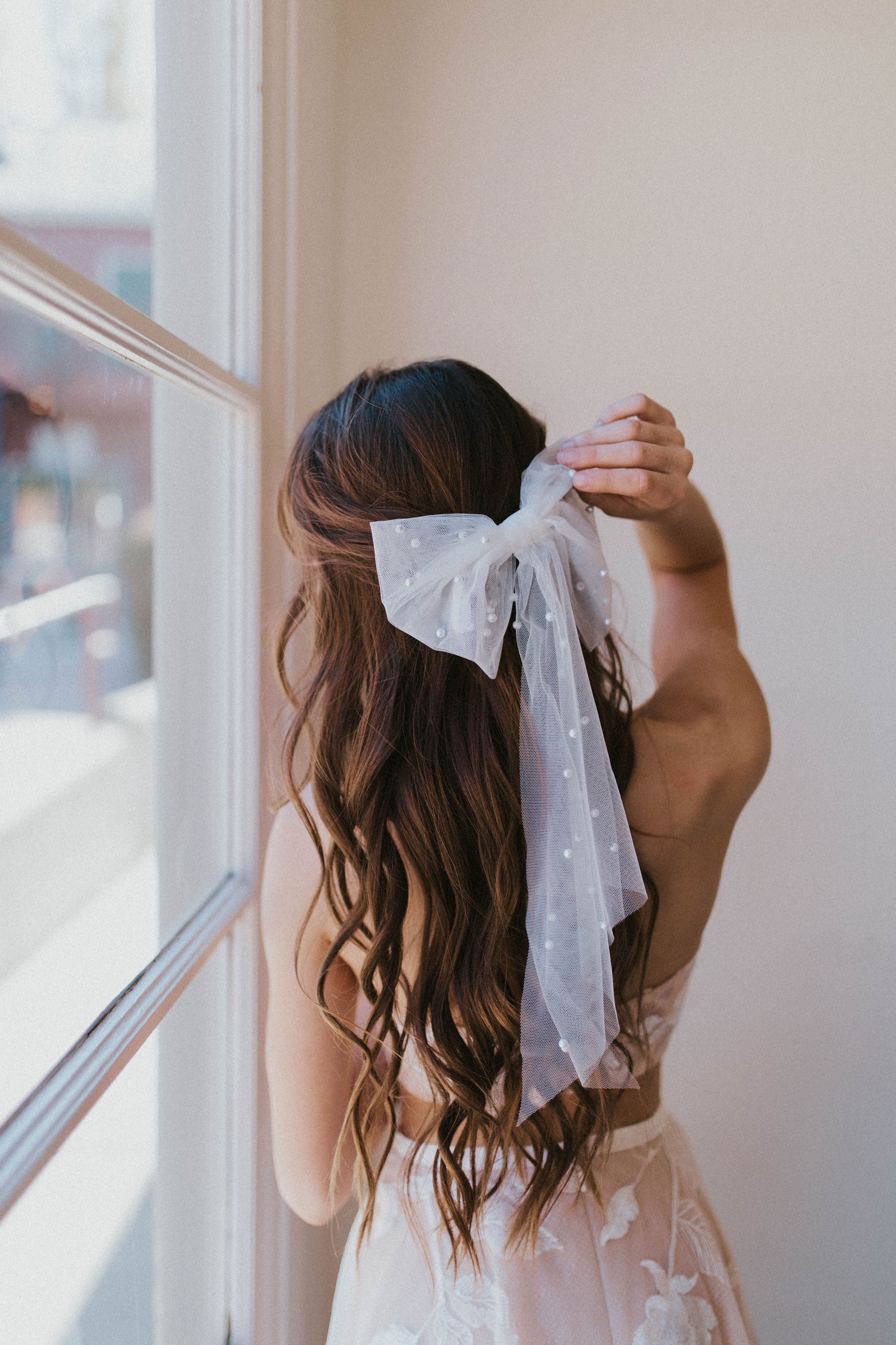 PENELOPE PEARL BOW – Untamed Petals